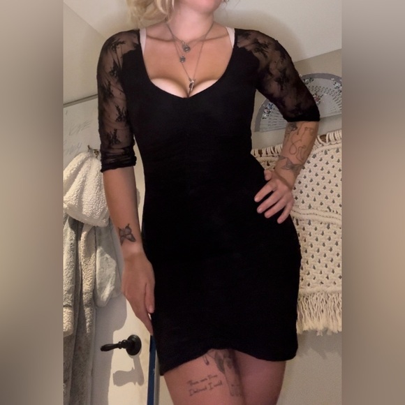 Black Lace Dress - Picture 3 of 7